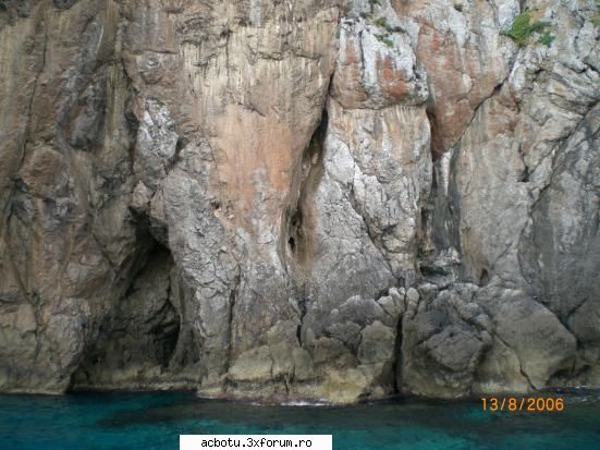 spuneti-mi cu ce seamana asta... bucatele din sicilia